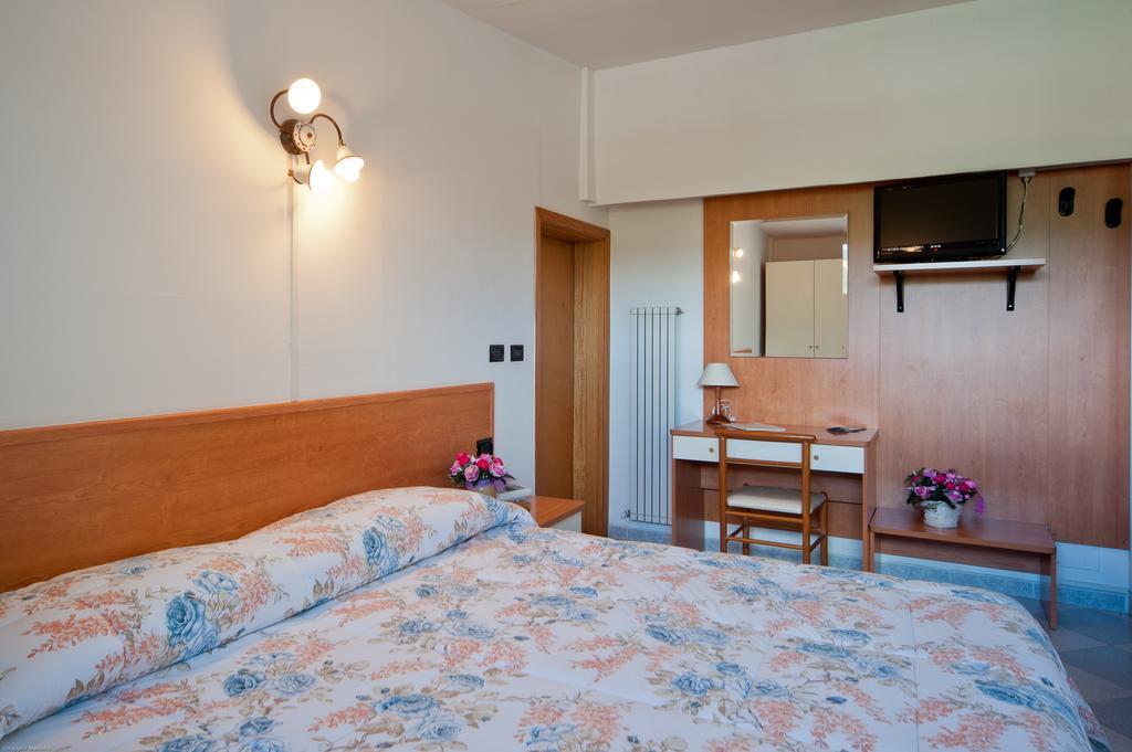 Hotel Il Quadrifoglio カーシャ 部屋 写真