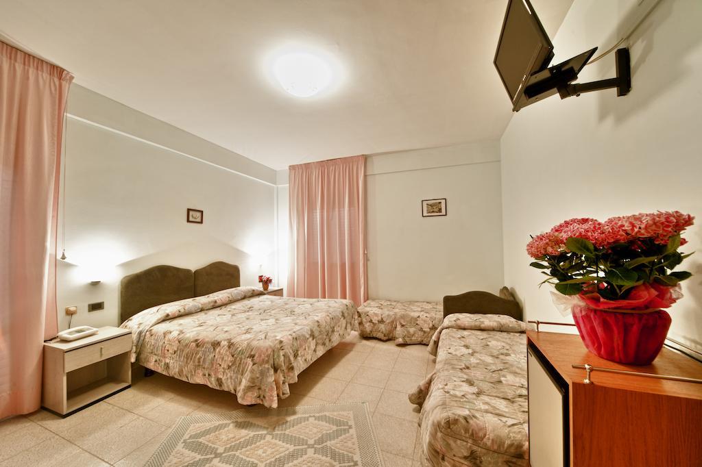 Hotel Il Quadrifoglio カーシャ 部屋 写真
