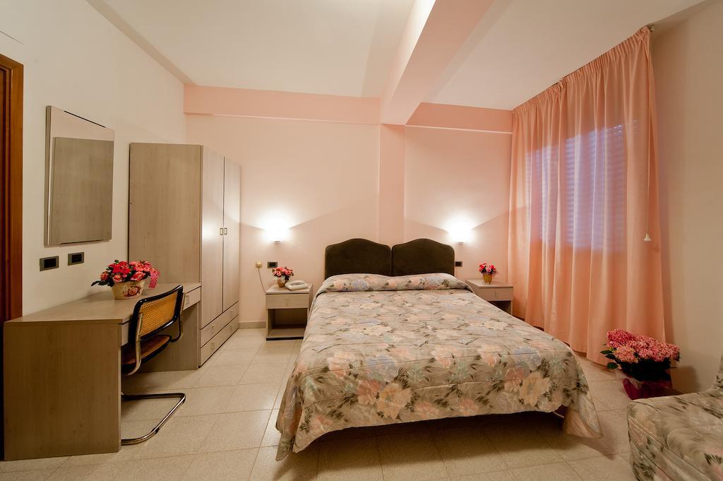 Hotel Il Quadrifoglio カーシャ エクステリア 写真