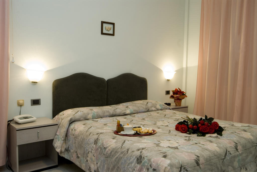 Hotel Il Quadrifoglio カーシャ 部屋 写真